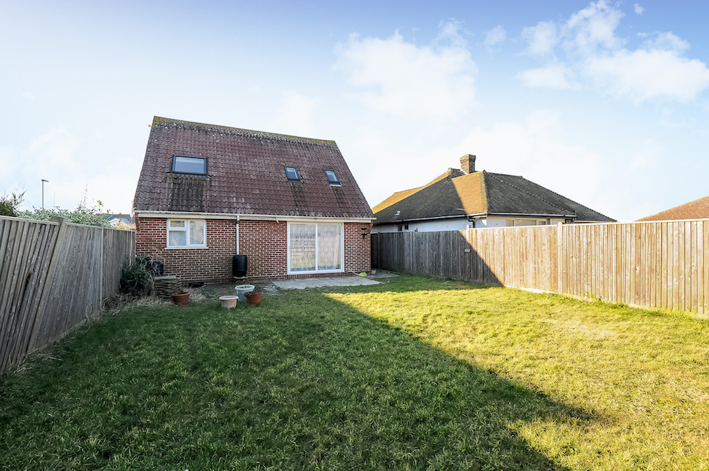 Property for Sale, Bracklesham Bay Wentworth, Fam Road Baileys